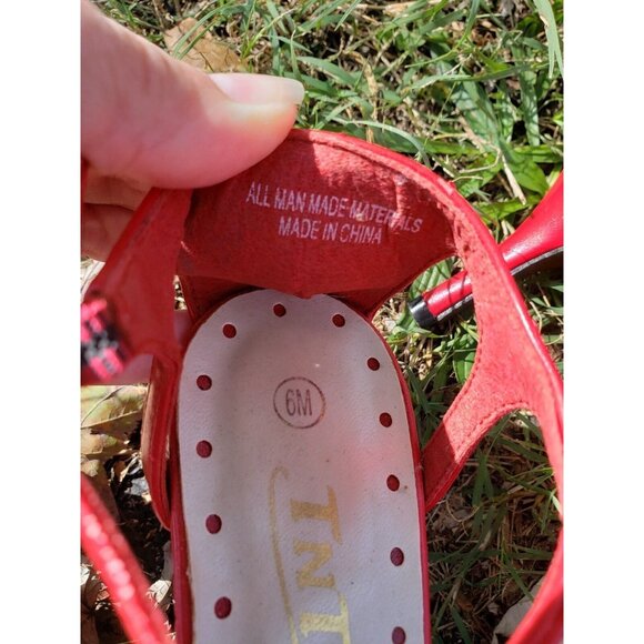 TNT Stiletto Heels Womens 6M Red Ankle Buckle Pump - Picture 7 of 11